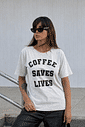 CAMISETA COFFEE SAVES LIVES BRANCO