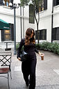 BLUSA MANGA LONGA COMFY MINIMAL PRETO