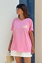 T-SHIRT OVERSIZED THE DOLCE (COM STRASS) ROSA CHICLETE