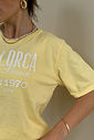 T-SHIRT ESTONADA MALLORCA AMARELO MANTEIGA T-SHIRT ESTONADA MALLORCA AMARELO MANTEIGA