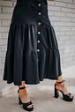 Saia Midi Canelada com Botões Isabel Preta