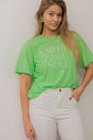T-Shirt Oversized Feminina Meia Malha Bordada Amore Erica Verde Neon