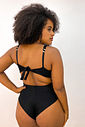 ARO ARCO HOT PANTS JURERÊ - PRETO ARO ARCO HOT PANTS JURERÊ - PRETO