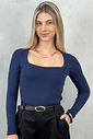 Blusa Decote Quadrado Longa Marinho Blusa Decote Quadrado Longa Marinho