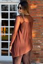 Blusa Tule Assimétrica Nati Marrom