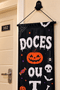 Banner Decorativo Halloween Doces ou Travessuras 1,75 m com Gancho Banner Decorativo Halloween Doces ou Travessuras 1,75 m com Gancho