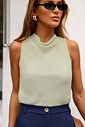 Blusa Cavada Gola Degagê - Doce Flor Blusa Cavada Gola Degagê - Doce Flor