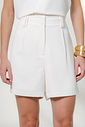 Shorts Pregas Tamara Alfaiataria - Unique Chic Shorts Pregas Tamara Alfaiataria - Unique Chic