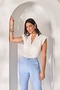 Blusa com Babados e Botões Forrados -Milalai Blusa com Babados e Botões Forrados -Milalai