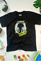 T-Shirt Infantil Turn up the sound DTF - Preto