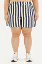 Short Listrado Victória Jeans Short Listrado Victória Jeans