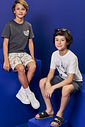 Conjunto Menino Camiseta Shark Pool Party e Bermuda Grafite