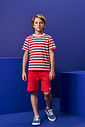 Conjunto Menino Menino Camiseta Listrada e Bermuda Vermelho
