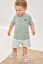 Conjunto Infantil Divertto Minimalista com Camiseta em Malha Flamê e Bermuda Listrada VD OLIVE/VD AFETO