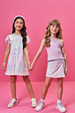 Vestido Infantil em New Stretch com Estampa Sara Salamandra – Vestido Menina Verão Lilás Bruma LILAS BRUMA