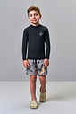 Conjunto Infantil UV com Camiseta e Boardshort Dinossauros