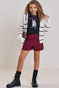 Conjunto de blusa boxy over em meia malha e shorts em alfaiataria marant 90703 Vic Teen Menina