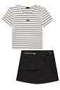 Conjunto de blusa em cotton fio tinto e short saia em alfaiataria tecno cargo 95963 Vic Teen Menina Conjunto de blusa em cotton fio tinto e short saia em alfaiataria tecno cargo 95963 Vic Teen Menina