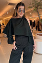 BLUSA ASSIMETRICA FLUIDA AMÉLIA BO BLUSA ASSIMETRICA FLUIDA AMÉLIA BO