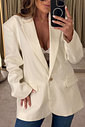 BLAZER OVERSIZED CLAUDIA LANÇA PERFUME BLAZER OVERSIZED CLAUDIA LANÇA PERFUME