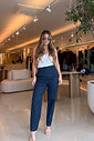 CALÇA CARROT CINTURA ALTA SABRINA LANÇA PERFUME CALÇA CARROT CINTURA ALTA SABRINA LANÇA PERFUME