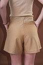 SHORTS RISCA DE GIZ DOCE DE LEITE