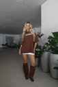 T-shirt Oversized Howdy Marrom Luxo Urbano
