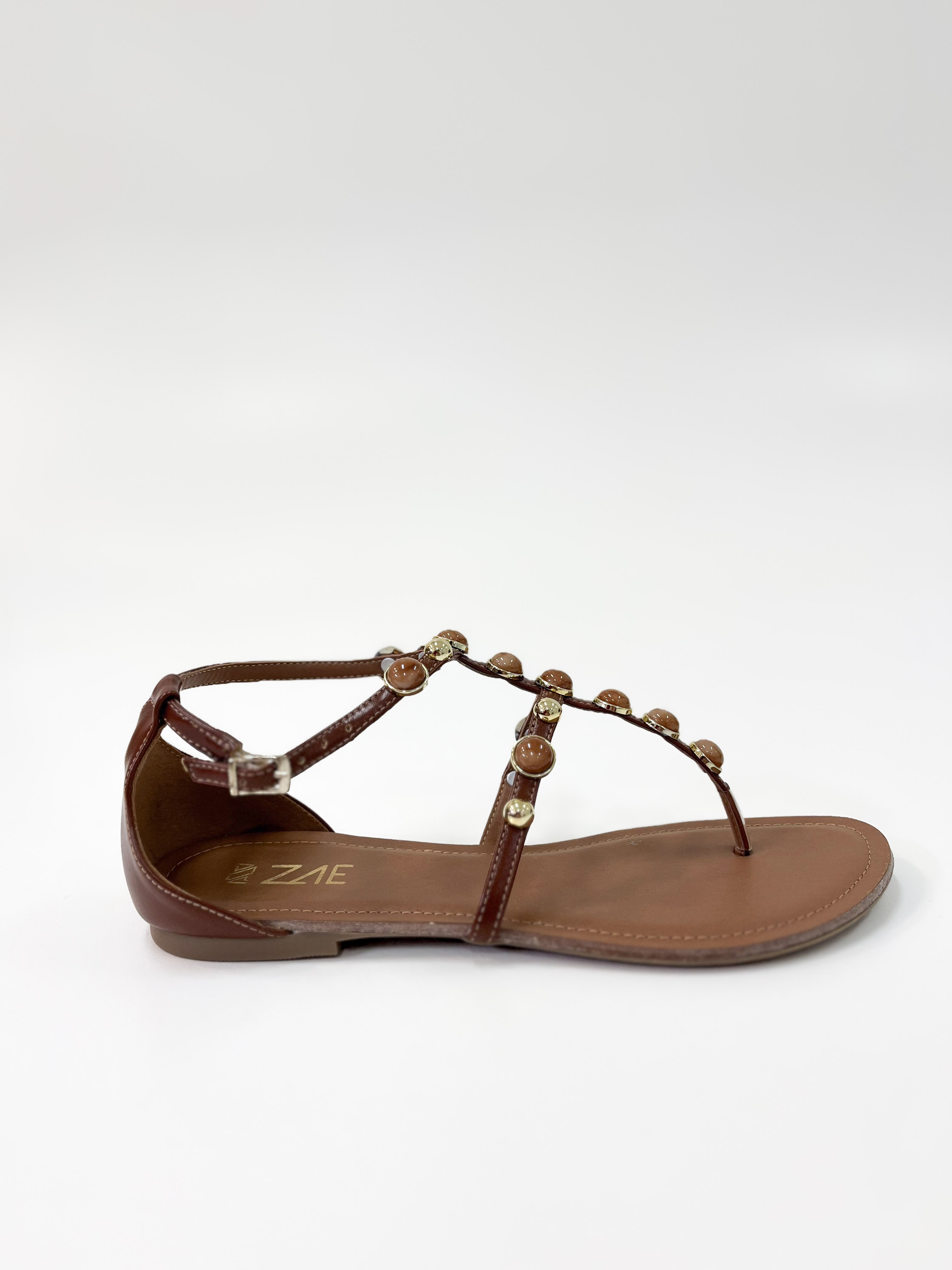 Noemi - Sandália Flat Cor New Whiski Detalhes em Pedrarias