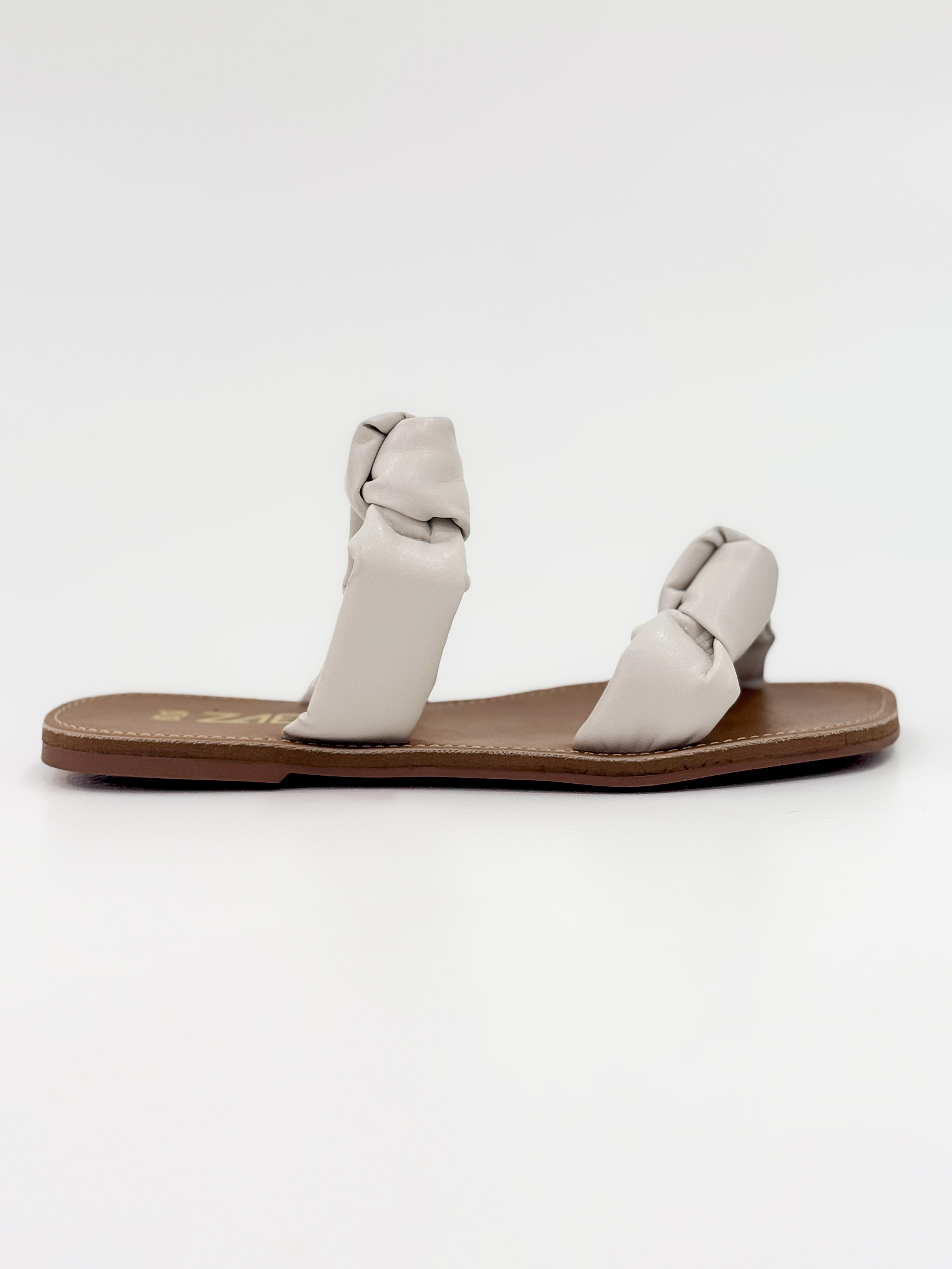 Luana - Chinelo Rasteira Off White Luana - Chinelo Rasteira Off White