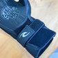 Luva Neoprene Rip Curl E-bomb 2  mm vedada Luva Neoprene Rip Curl E-bomb 2  mm vedada