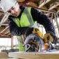 Serra Circular DeWalt DCS578B-B3 7.1/4" 60V Flexvolt Sem Bateria e Carregador
