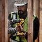 Parafusadeira e Furadeira com Impacto DeWalt 1/2" 20v DCD7781B DeWalt