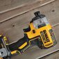 Parafusadeira Impacto DeWalt 20V Sem Bateria DCF887B-B3