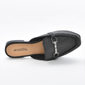 Sapato Mule Mississipi Bico Quadrado Cabedal Linhão Detalhe Metal Preto Sapato Mule Mississipi Bico Quadrado Cabedal Linhão Detalhe Metal Preto