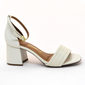 Sandália Vizzano Salto Grosso Verniz Calcanhar Fechado Off White