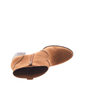 Bota Ankle Boot Via Marte Camurça Detalhe Microperfuros Caramelo Bota Ankle Boot Via Marte Camurça Detalhe Microperfuros Caramelo