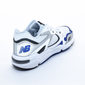 Tênis New Balance 426 com Recortes Coloridos Branco e Azul Tênis New Balance 426 com Recortes Coloridos Branco e Azul