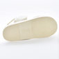 Sandália Papete Moleca Cabedal Corino Duas Tiras Largas com Nós Posterior Elástico Off White Sandália Papete Moleca Cabedal Corino Duas Tiras Largas com Nós Posterior Elástico Off White