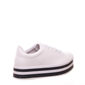 Tênis Vizzano Flatform Detalhe Listra Branco e Preto Tênis Vizzano Flatform Detalhe Listra Branco e Preto