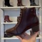 Bota Pegada Com Cadarço E Couro Feminino Cor Pinhão