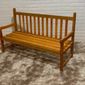 Banco de Jardim Namoradeira de Madeira 3 lugares Com Verniz