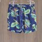 Short Banho Oceano Tactel Cós Elástico com Amarração Estampa Folhas Bolso Faca e Secreto Azul Short Banho Oceano Tactel Cós Elástico com Amarração Estampa Folhas Bolso Faca e Secreto Azul