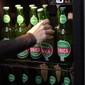 CERVEJEIRA VERTICAL CVA-200 SMART PORTA DIREITA