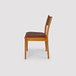 Cadeira Asolo Estofada em Madeira Maciça com Design Contemporâneo Equilibrado Cadeira Asolo Estofada em Madeira Maciça com Design Contemporâneo Equilibrado