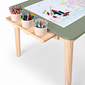 Mesa Infantil Quadrada de Madeira Maciça 61cm Verde Oliva com Porta-Lápis e Suporte para Papel Mesa Infantil Quadrada de Madeira Maciça 61cm Verde Oliva com Porta-Lápis e Suporte para Papel