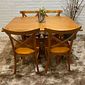 Mesa X 120x80 Com 4 Cadeiras X Madeira Maciça Mel Mesa X 120x80 Com 4 Cadeiras X Madeira Maciça Mel