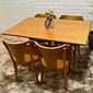 Mesa X 120x80 Com 4 Cadeiras Italia de Madeira Maciça Mel Tauari