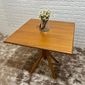 Mesa X de Madeira Maciça 80x80 Mel