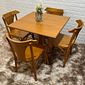 Mesa X 80x80 Com 4 Cadeiras Italia de Madeira Maciça Mel Tauari