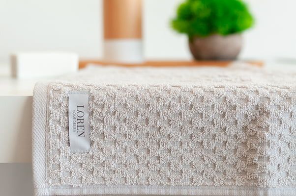 toalhas loren foto mostrando detalhes da felpa